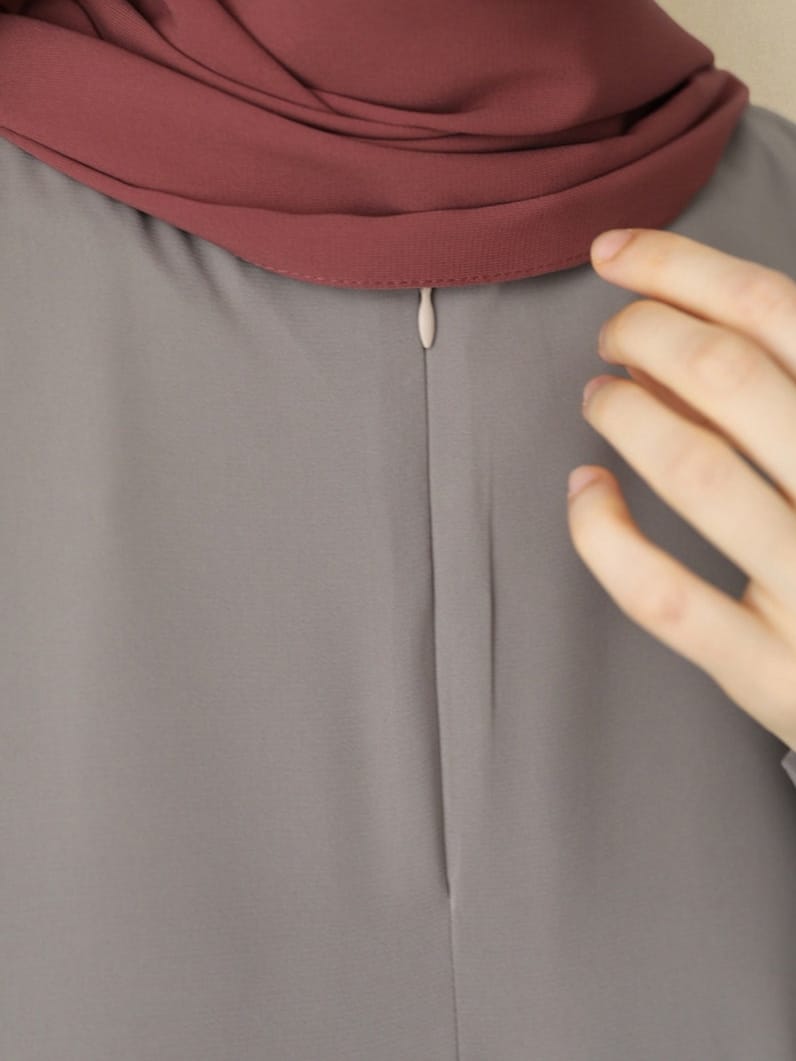 Baggy Pleated Abaya